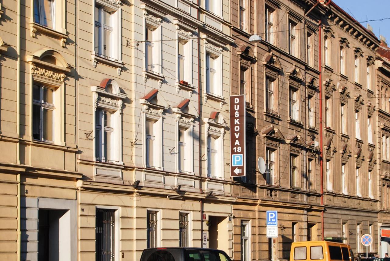 Duskova Apartments — Photos 2